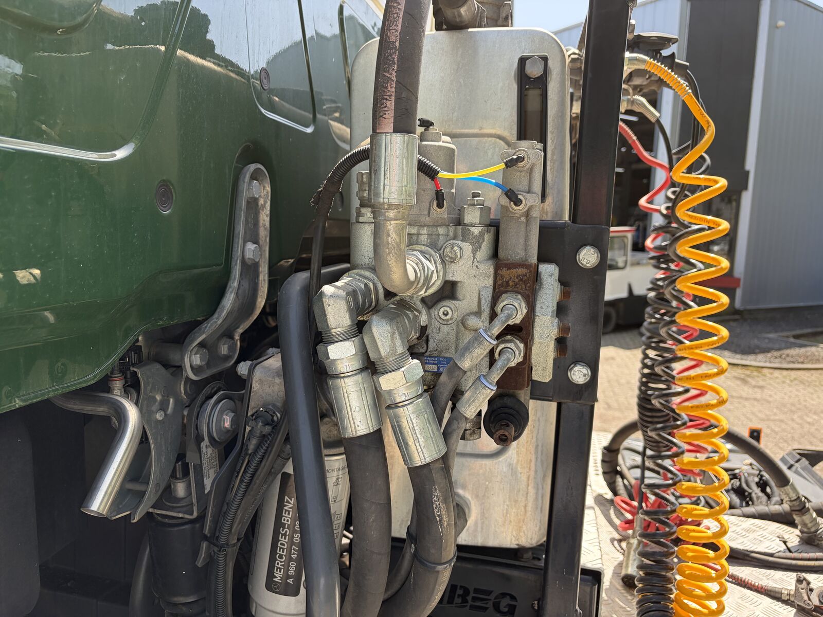 truck-tractor-Mercedes-Benz-Actros-2645---1779911308451776894_orig_141aa1d6789c06999dfb8a2f217bb8c4--26052722313029548900