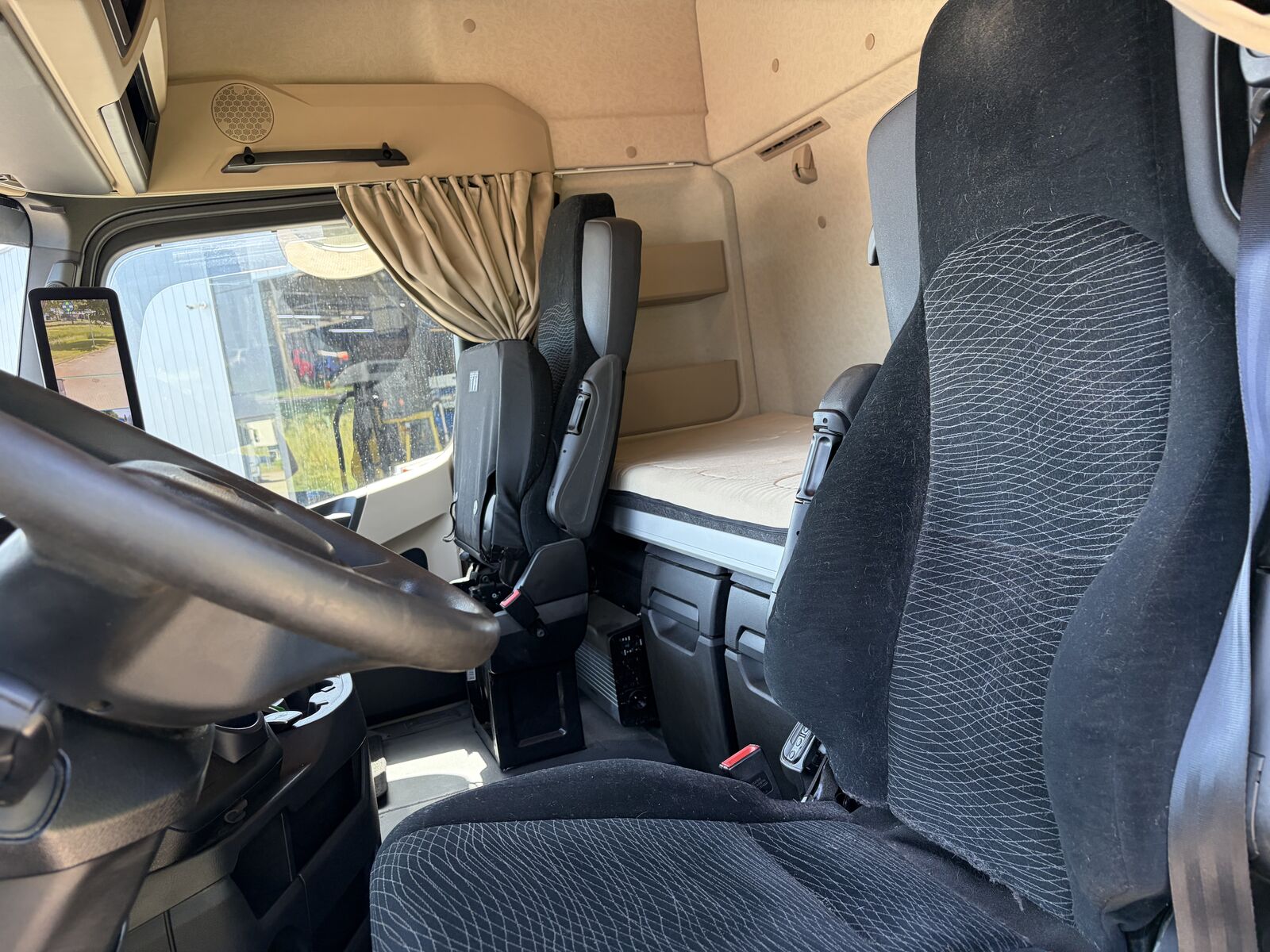 truck-tractor-Mercedes-Benz-Actros-2645---1779911365095802234_orig_db6773041cd58379f3b22ab278380fab--26052722313029548900