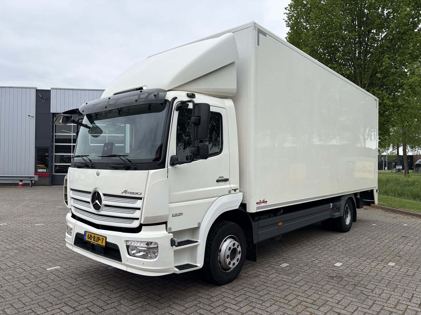 box-truck-Mercedes-Benz-Atego-1221---1778256536880262599_orig_96cc2c60f1997f31c6a8d8f3107b1b18--26050818471111208900